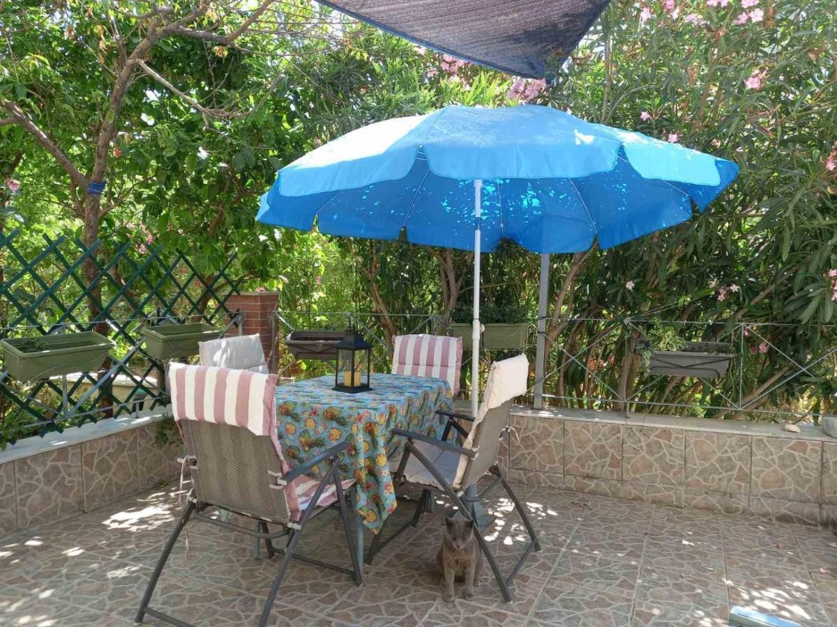 Néa Péramos Peramos Apartments מראה חיצוני תמונה