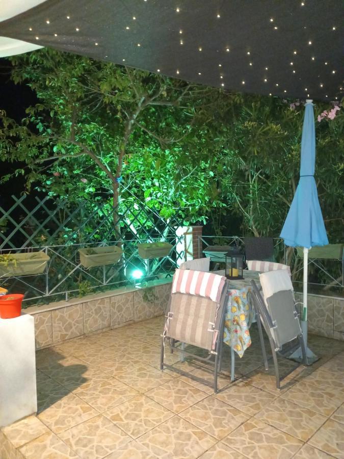 Néa Péramos Peramos Apartments מראה חיצוני תמונה